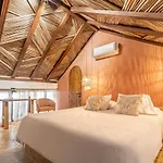 New Private 3 Bedroom Casa In The Old City With Ensuite Bathrooms And Plunge Pool