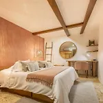 New Private 3 Bedroom Casa In The Old City With Ensuite Bathrooms And Plunge Pool