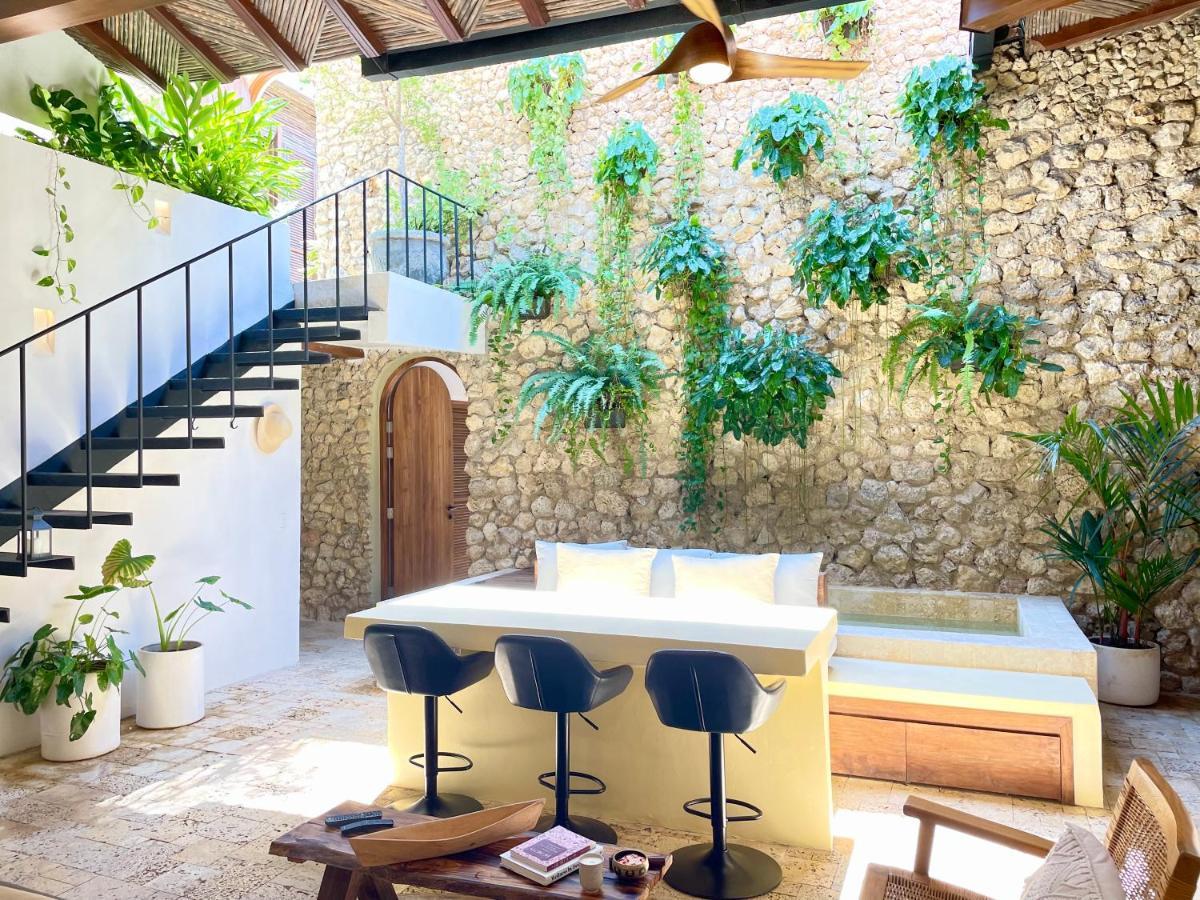 New Private 3 Bedroom Casa In The Old With Ensuite Bathrooms And Plunge Pool *