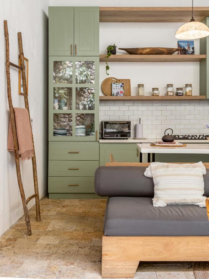 New Private 3 Bedroom Casa In The Old With Ensuite Bathrooms And Plunge Pool