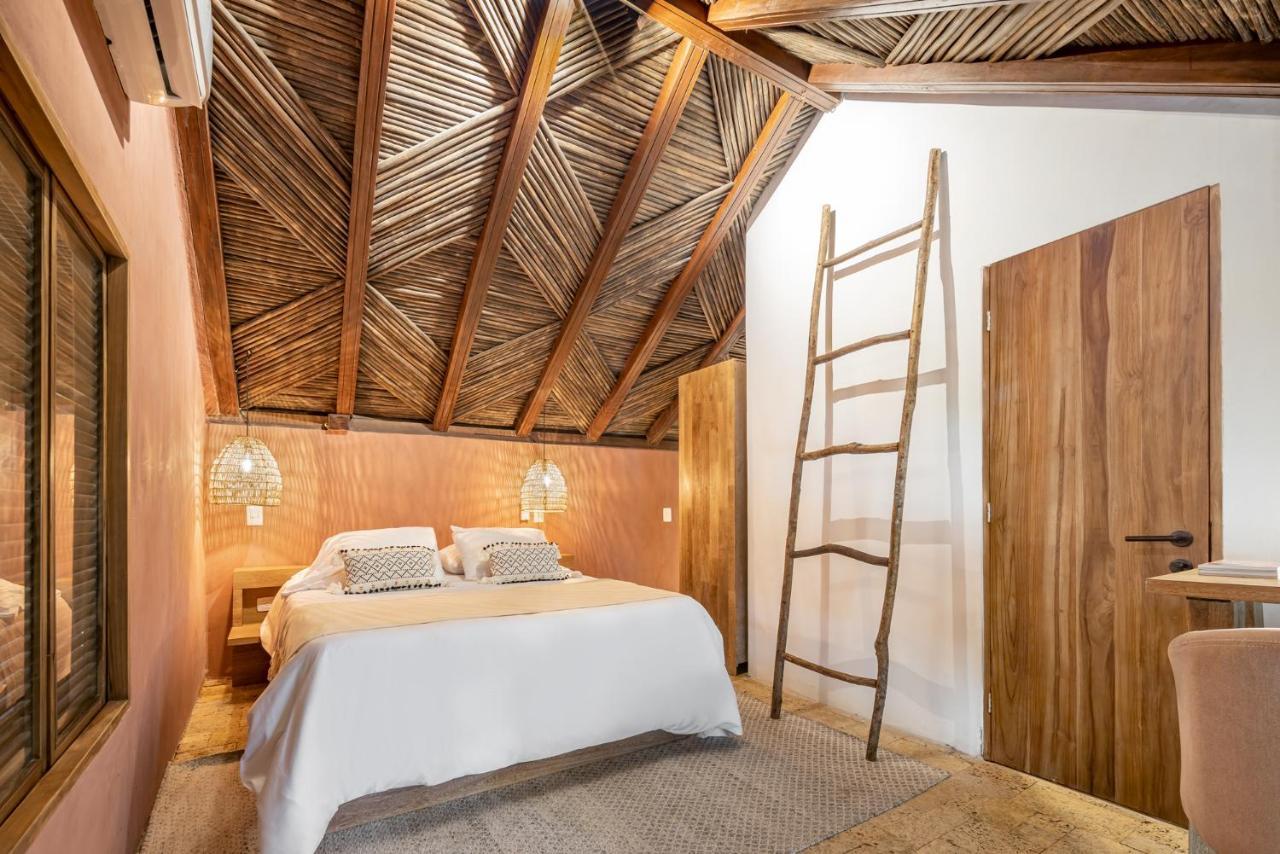 New Private 3 Bedroom Casa In The Old With Ensuite Bathrooms And Plunge Pool Cartagena
